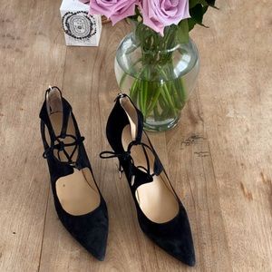 9.5 Suede ankle-strap heels w/zipper ”deenal”